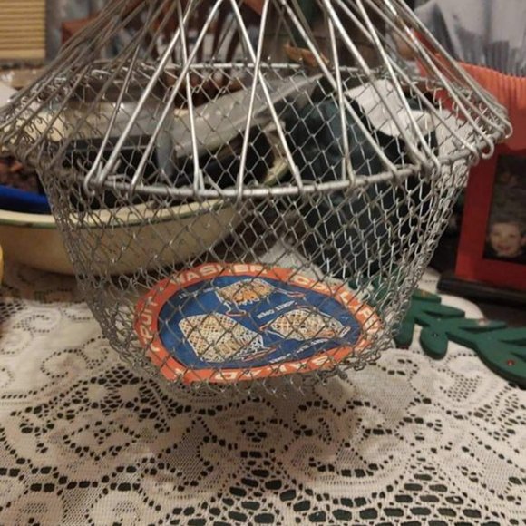 COPY - Vintage Collapsible Salad And Fruit Washer Basket - Picture 4 of 6